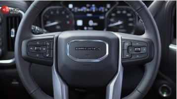 Interior Overview 03